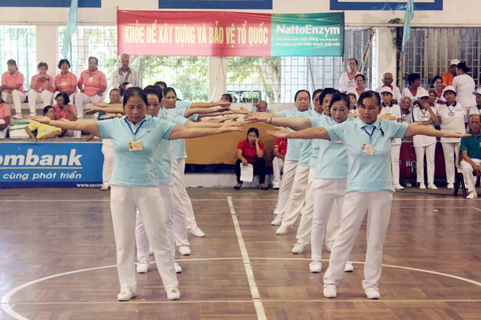 Hoi_thao_nguoi_cao_tuoi_nattoenzym_7
